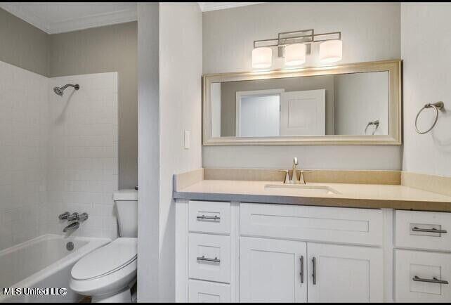 7 Villa Cove Drive Gulfport, MS 39507 - Photo 12 of 19 Bathroom