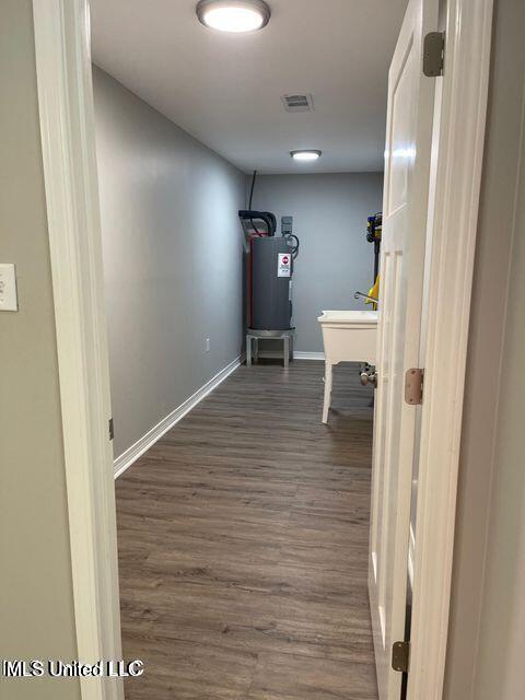 7 Villa Cove Drive Gulfport, MS 39507 - Photo 17 of 19 Laundry