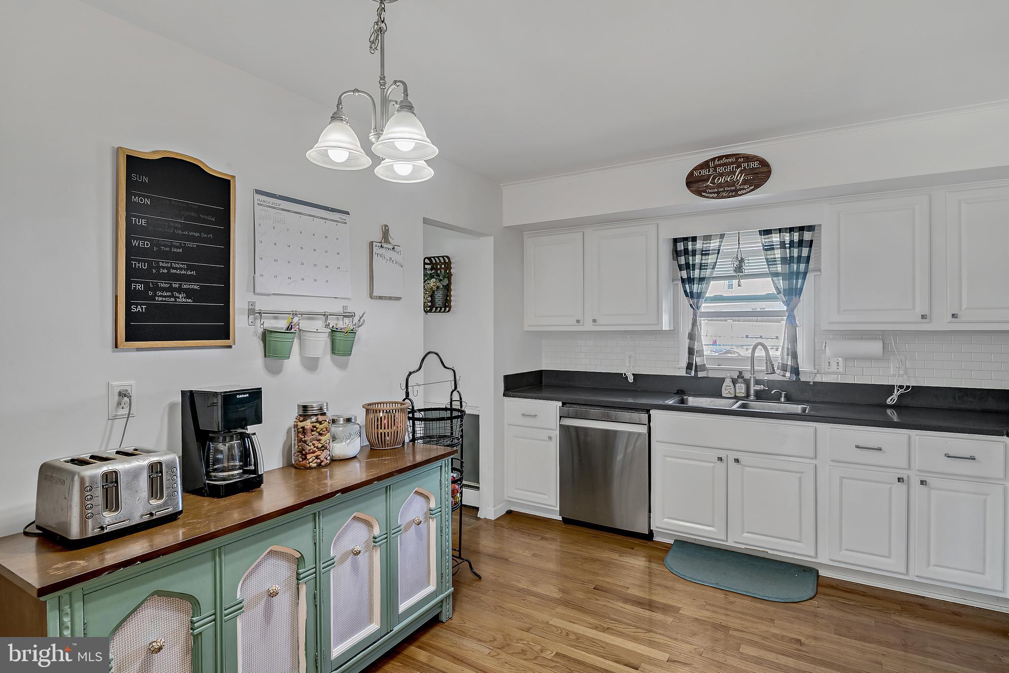 3807 Hearthstone Road Camp Hill, PA 17011 - Photo 8 of 21