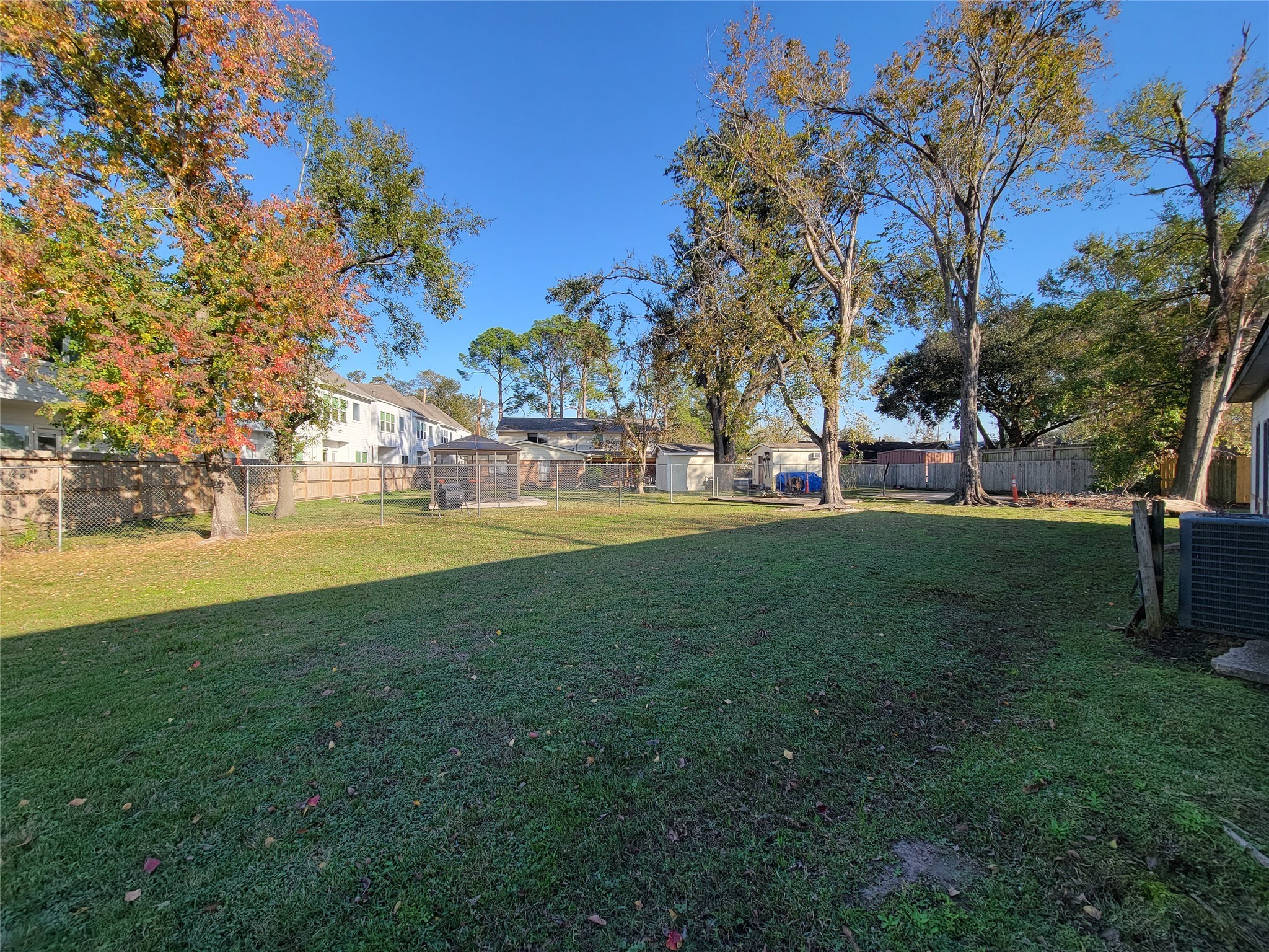2320 Blalock Road Houston, TX 77080 - Photo 11 of 12 a view of green space