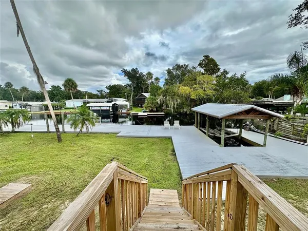 a view of a garden and patio