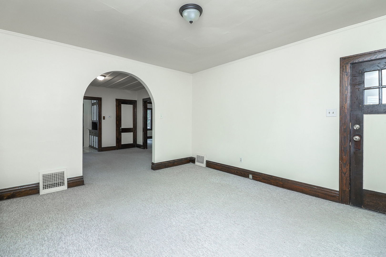 4952 Linscott Avenue Downers Grove, IL 60515 - Photo 6 of 21