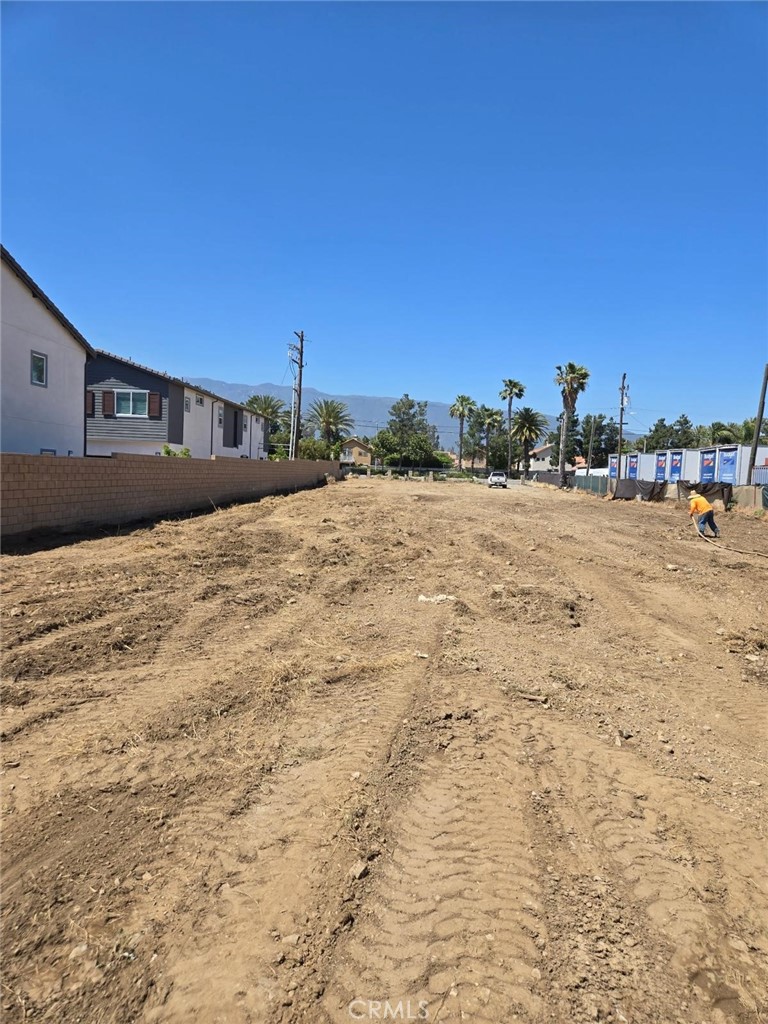 14043 Foothill Boulevard Fontana, CA 92335 - Photo 5 of 8