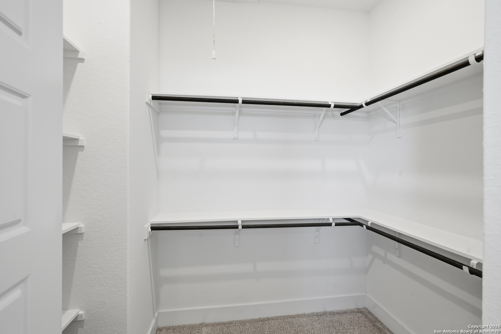 20675 Huebner Road, Unit 526 San Antonio, TX 78258 - Photo 27 of 45 a view of walk in closet