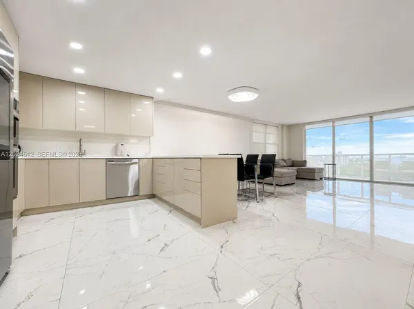 $3,750 | 3800 South Ocean Drive, Unit 1012, Hollywood, FL 33019