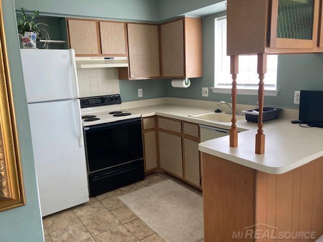 29217 Hayes Road, Unit 2 Warren, MI 48088 - Photo 9 of 26