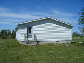 18427 5th Road Plymouth, IN 46563 - Photo 4 of 6 Gallery Image 4