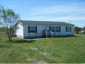18427 5th Road Plymouth, IN 46563 - Photo 5 of 6 Gallery Image 5