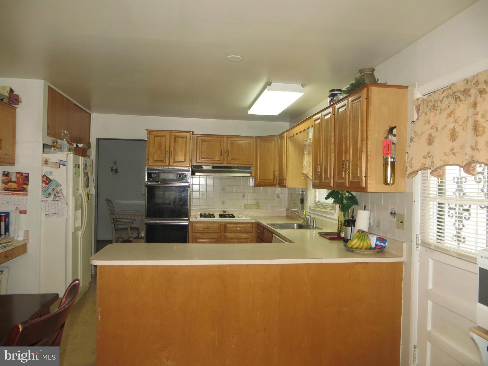 8523 Stevenswood Road Baltimore, MD 21244 - Photo 8 of 30 Kitchen