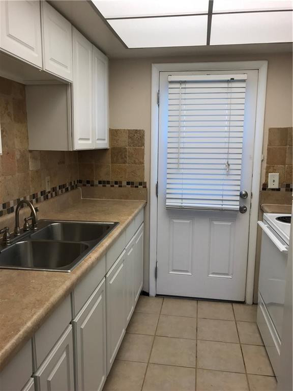 1250 East Sample Road, Unit 305 Pompano Beach, FL 33064 - Photo 2 of 4 Photo 2