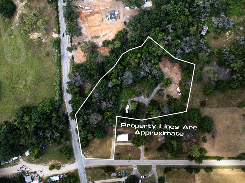 901 Fox Lane Azle, TX 76020 - Photo 2 of 2
