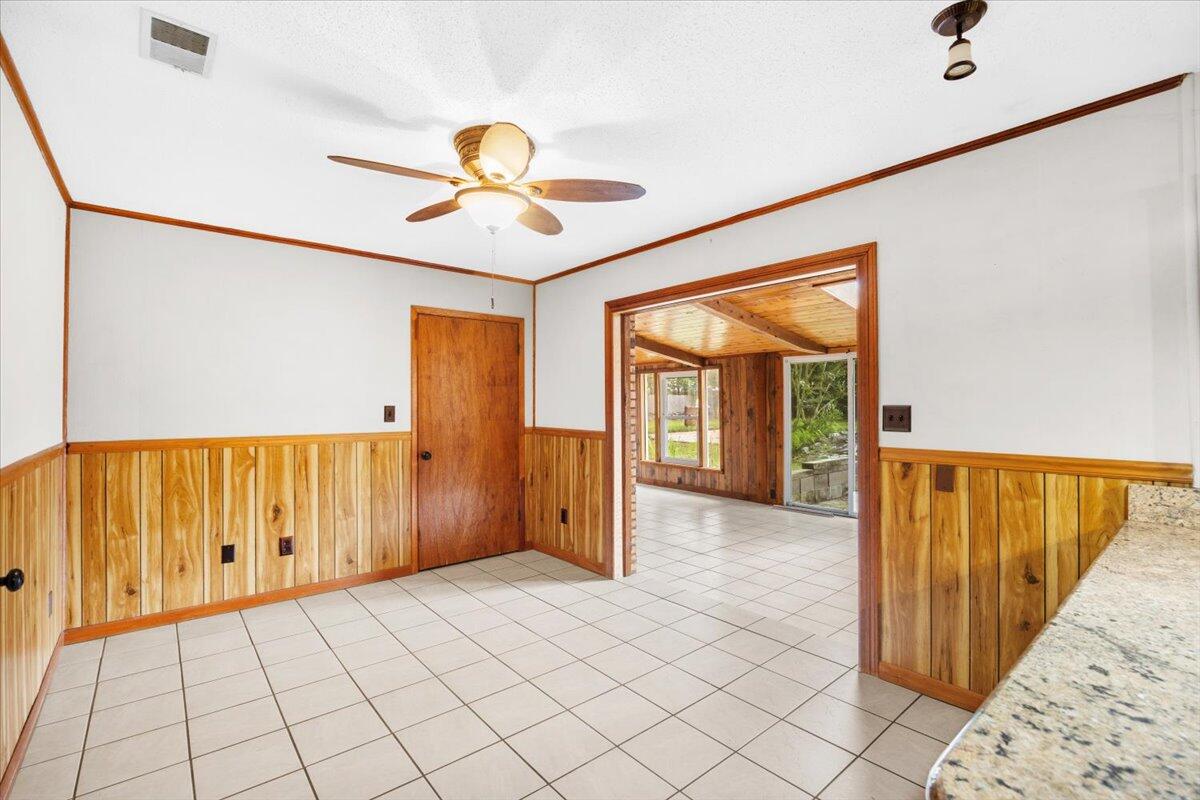 295 Garden Street Crestview, FL 32536 - Photo 10 of 33 a view of an entryway