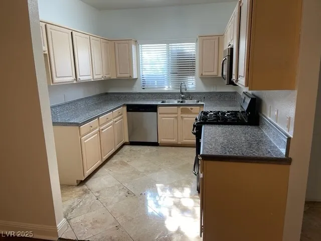 $1,450 | 5250 South Rainbow Boulevard, Unit 1010, Las Vegas, NV 89118