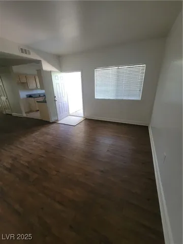 $1,450 | 5250 South Rainbow Boulevard, Unit 1010, Las Vegas, NV 89118