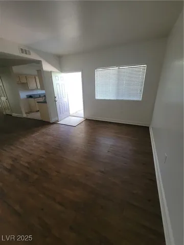 $1,285 | 5250 South Rainbow Boulevard, Unit 1010, Las Vegas, NV 89118