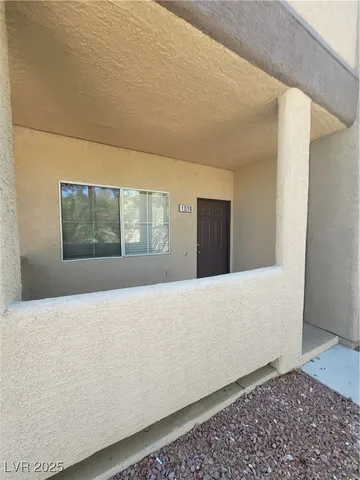 $1,285 | 5250 South Rainbow Boulevard, Unit 1010, Las Vegas, NV 89118