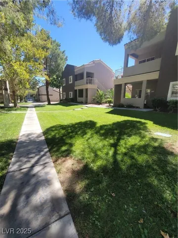 $1,450 | 5250 South Rainbow Boulevard, Unit 1010, Las Vegas, NV 89118