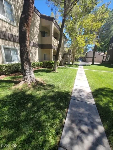 $1,450 | 5250 South Rainbow Boulevard, Unit 1010, Las Vegas, NV 89118