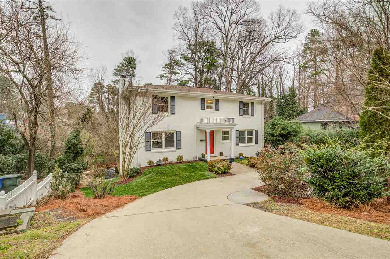 2624 Wade Avenue Raleigh, NC 27607 - Photo 4 of 30 Circular driveway