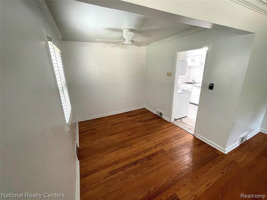 1704 Graefield Road Birmingham, MI 48009 - Photo 3 of 13