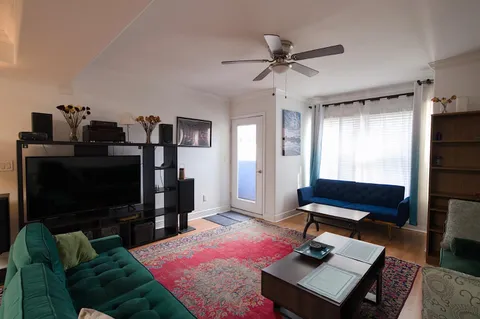 $350,000 | 1515 14th Avenue, Unit 406, Oakland, CA 94606