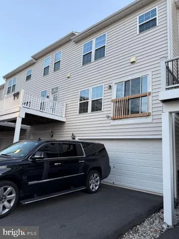 $3,200 | 42608 Smokey Embers Terrace, Sterling, VA 20166