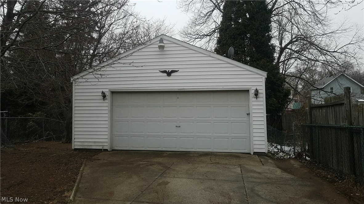 794 Clyde Street Akron, OH 44310 - Photo 6 of 7 Gallery Image 6