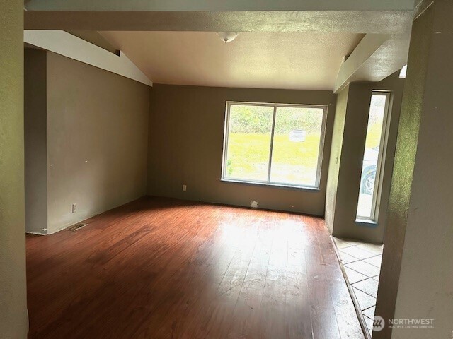 210 Pilgrim Road Castle Rock, WA 98611 - Photo 19 of 22 Gallery Image 19