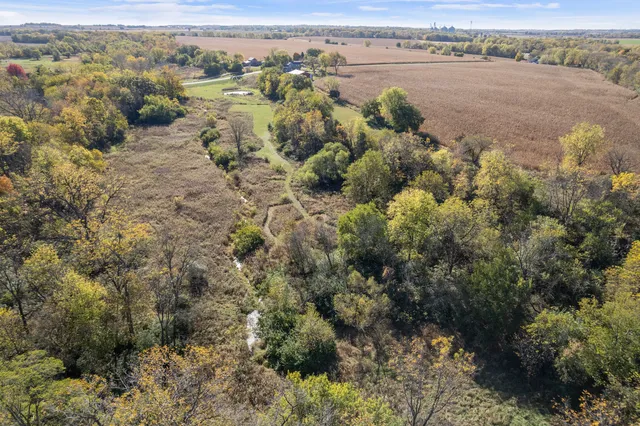 $740,000 | 11071 Crimmin Road, Newark, IL 60541