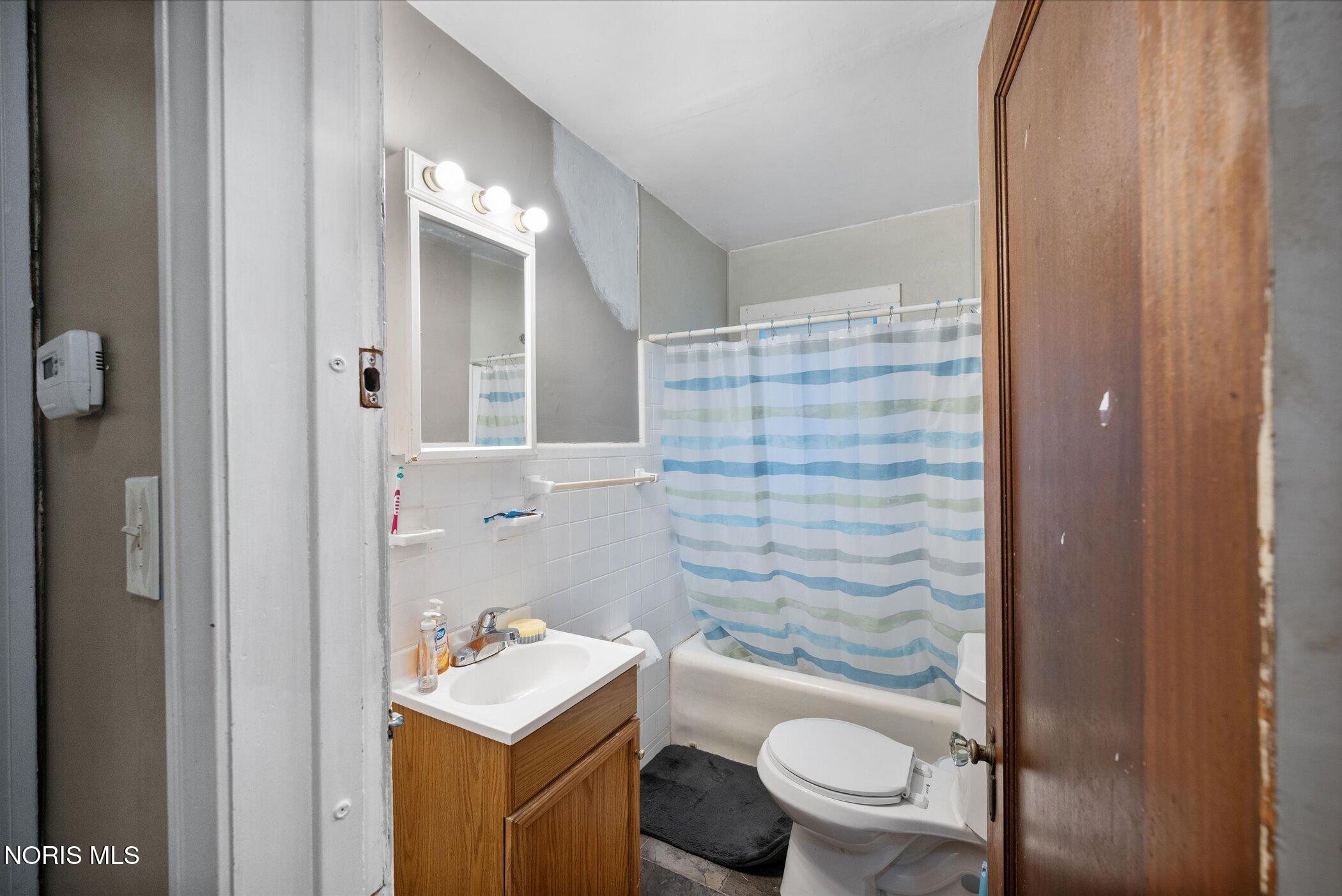 2111 Kensington Road Toledo, OH 43607 - Photo 17 of 30 Gallery Image 17