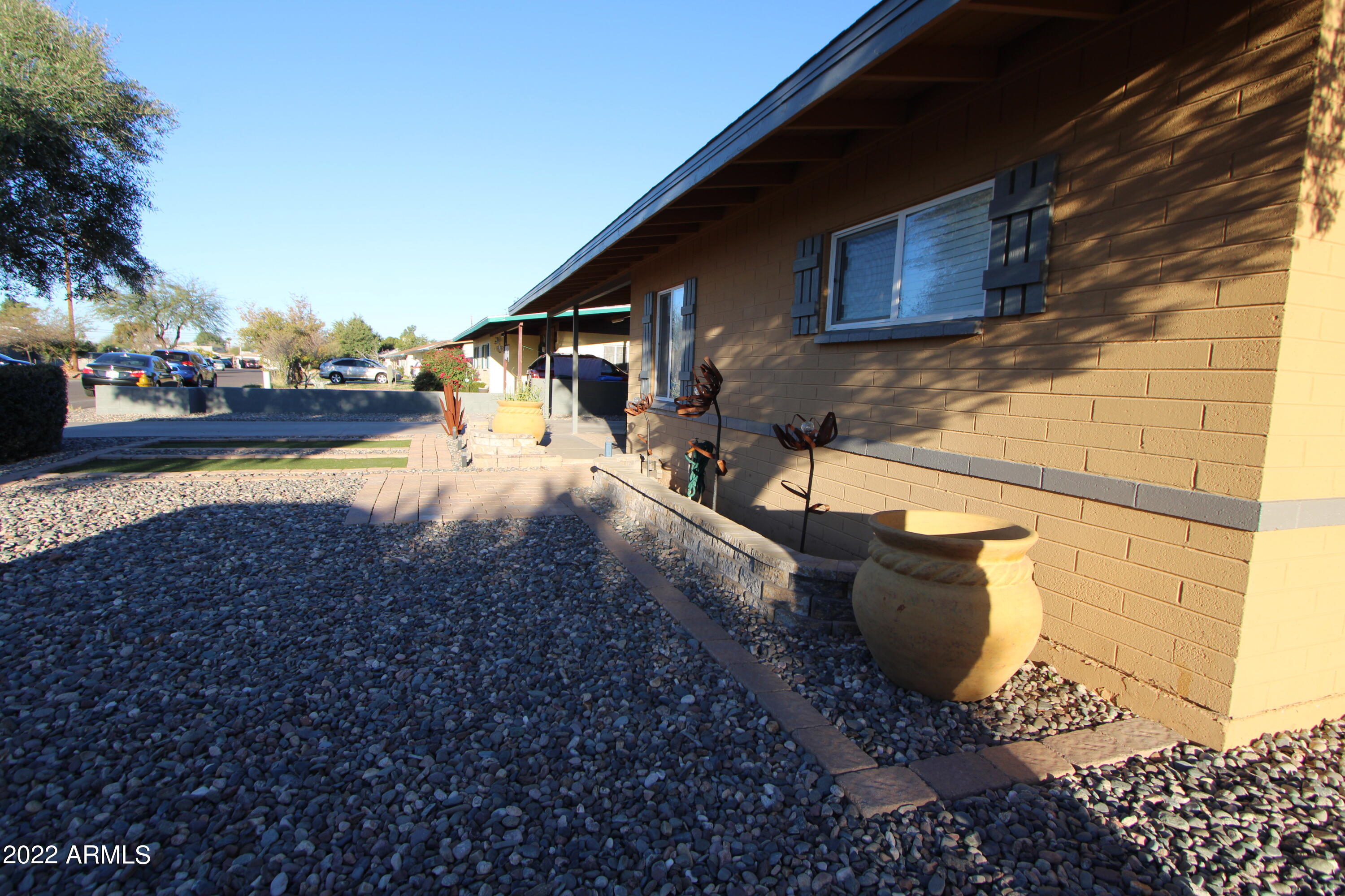 838 West Picadilly Road Phoenix, AZ 85013 - Photo 6 of 43 IMG_2683