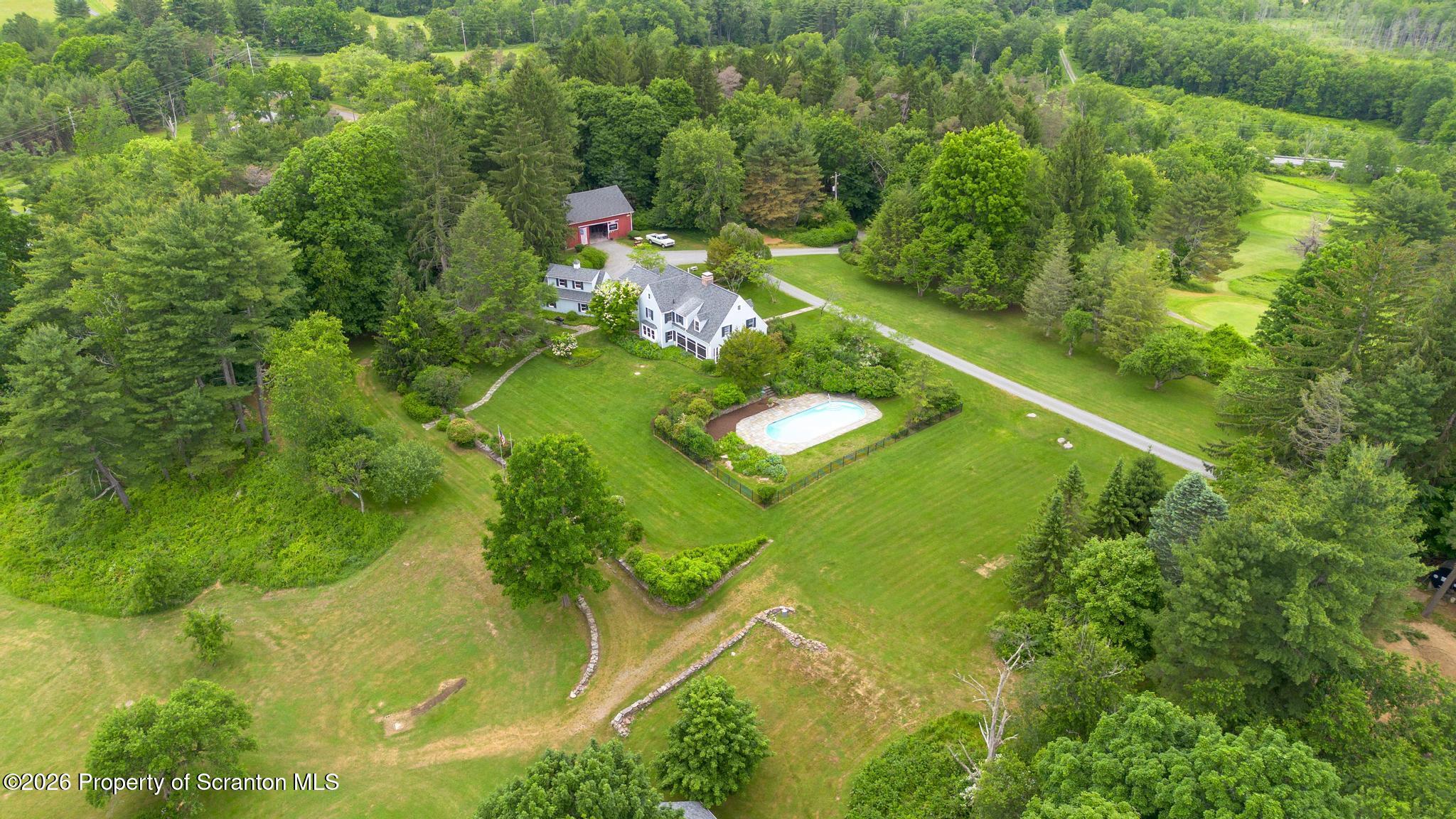 39 Golf Course Road Dallas, PA 18612 - Photo 95 of 111 DJI_0010