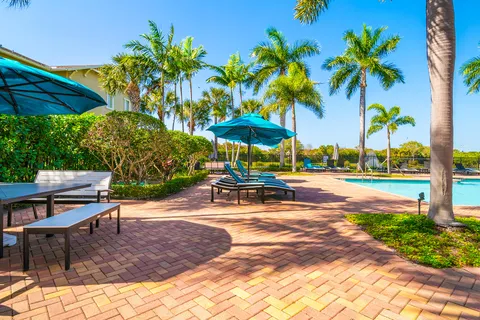 $569,000 | 855 Marina Del Ray Lane, Unit 3, West Palm Beach, FL 33401