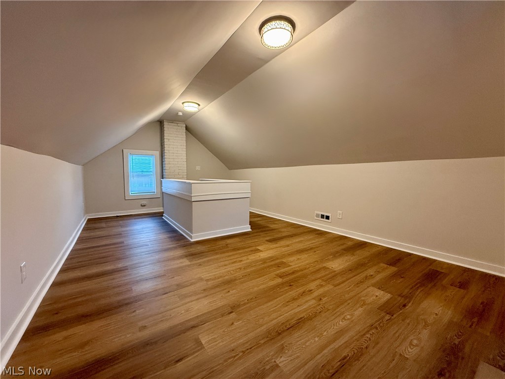 2216 Barrington Road University Heights, OH 44118 - Photo 27 of 33