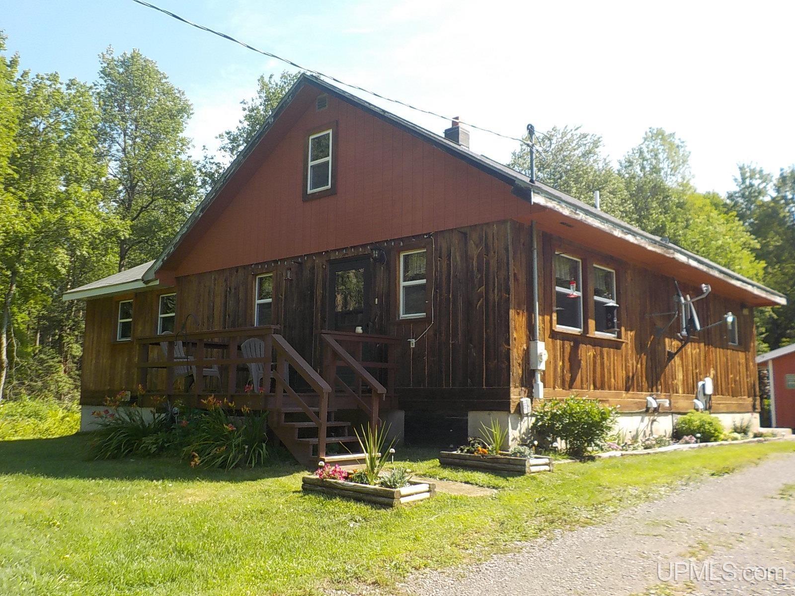 468 Balsam Road Crystal Falls, MI 49920 - Photo 2 of 28