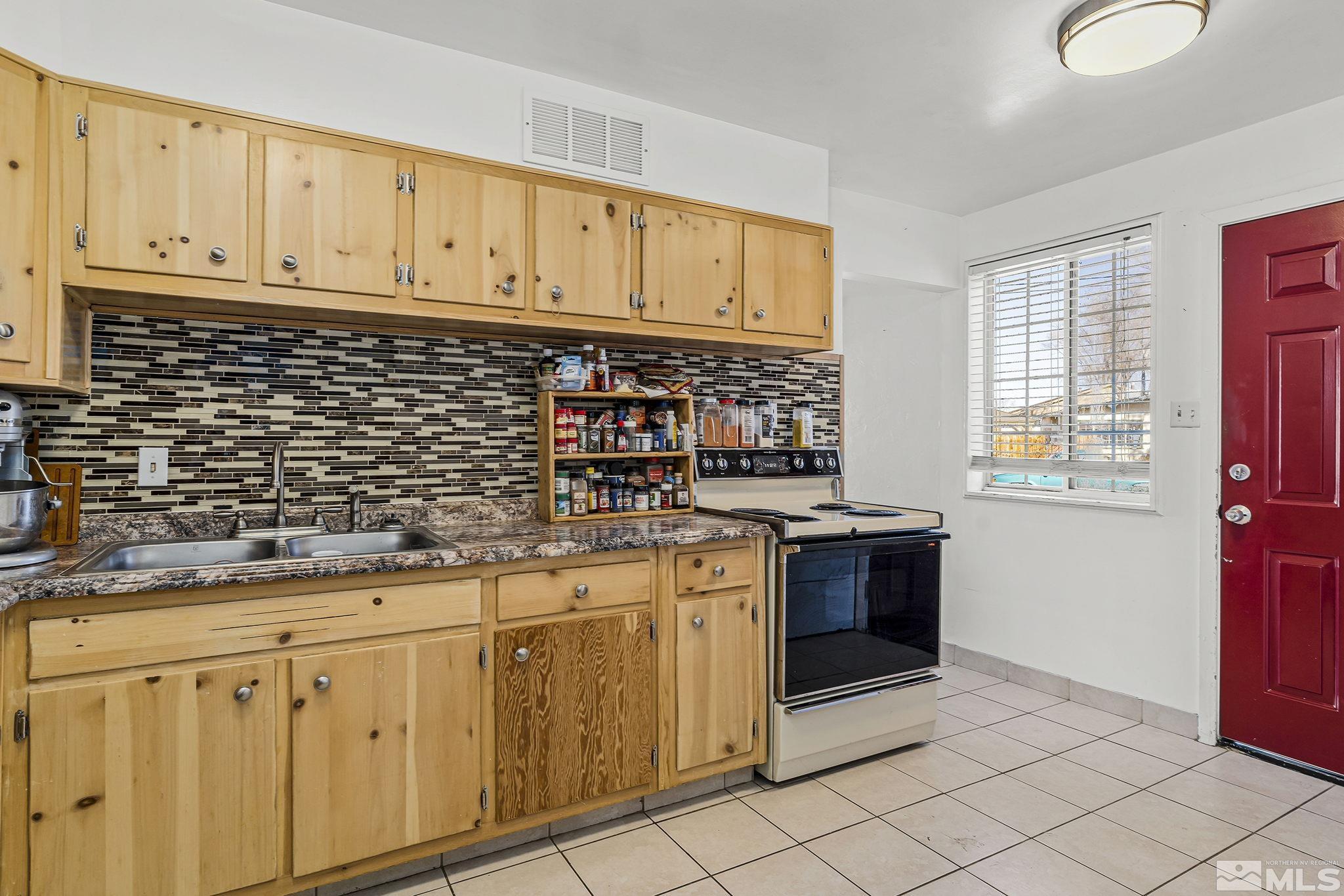 13690 Mt Rainier Street Reno, NV 89506 - Photo 3 of 15 Photo 3