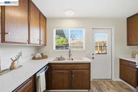 $868,000 | 5251 Peony Drive, Livermore, CA 94551