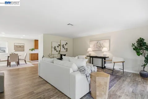 $868,000 | 5251 Peony Drive, Livermore, CA 94551