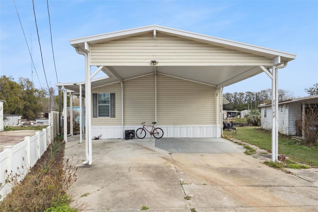 26142 Rose Lane Astatula, FL 34705 - Photo 3 of 34