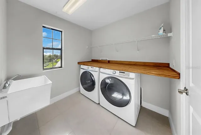 $410,000 | 13319 Dorado Shores Avenue, Riverview, FL 33579