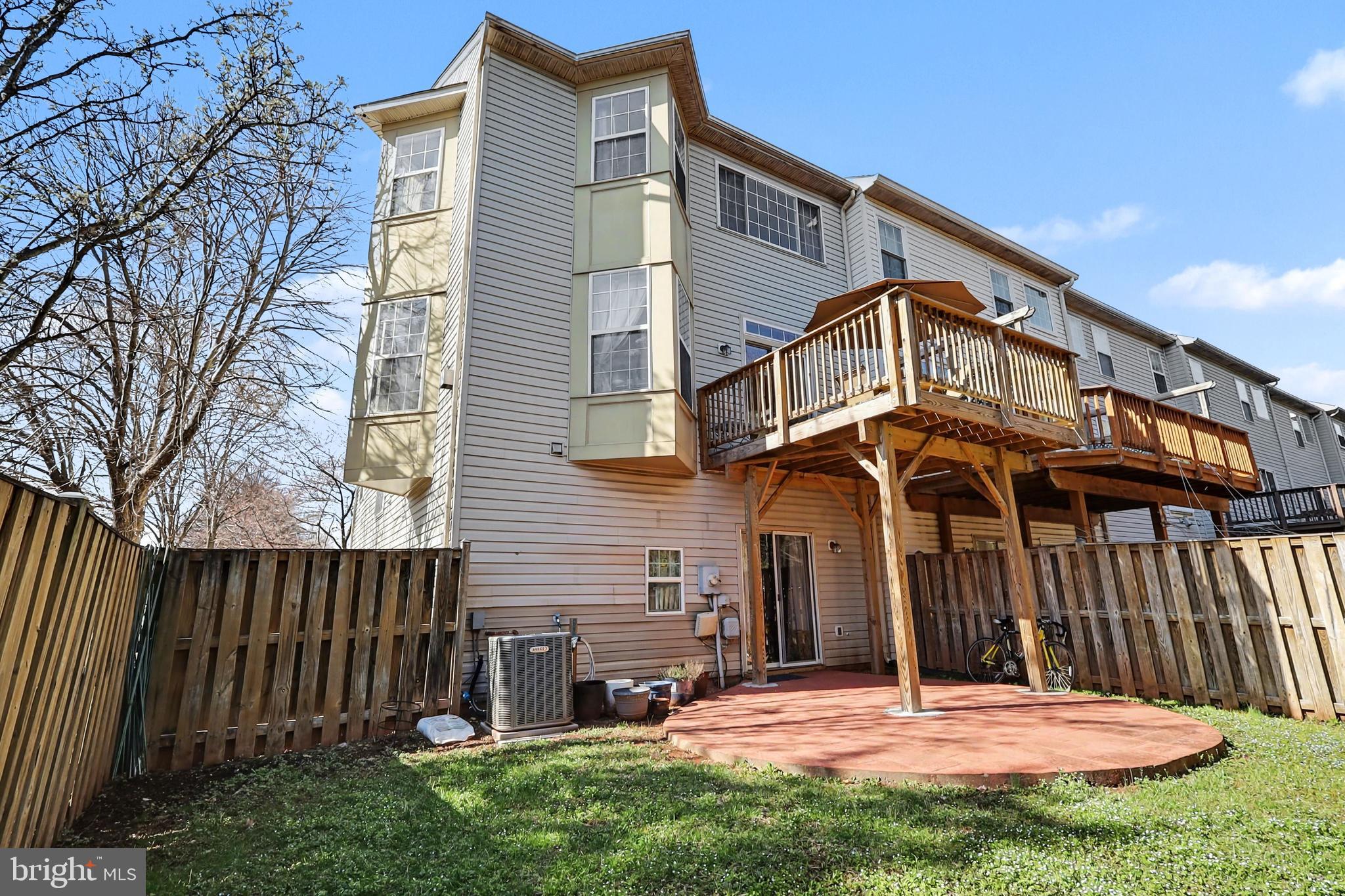 21512 Tamarack Ridge Square Sterling, VA 20164 - Photo 14 of 18