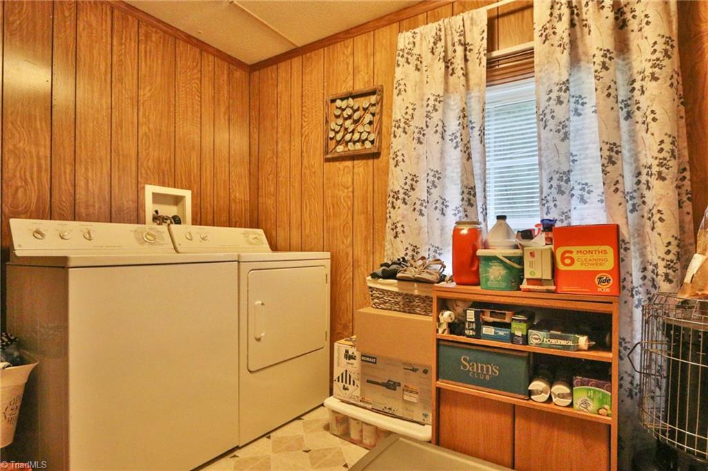 2224 E Road Walnut Cove, NC 27052 - Photo 16 of 22