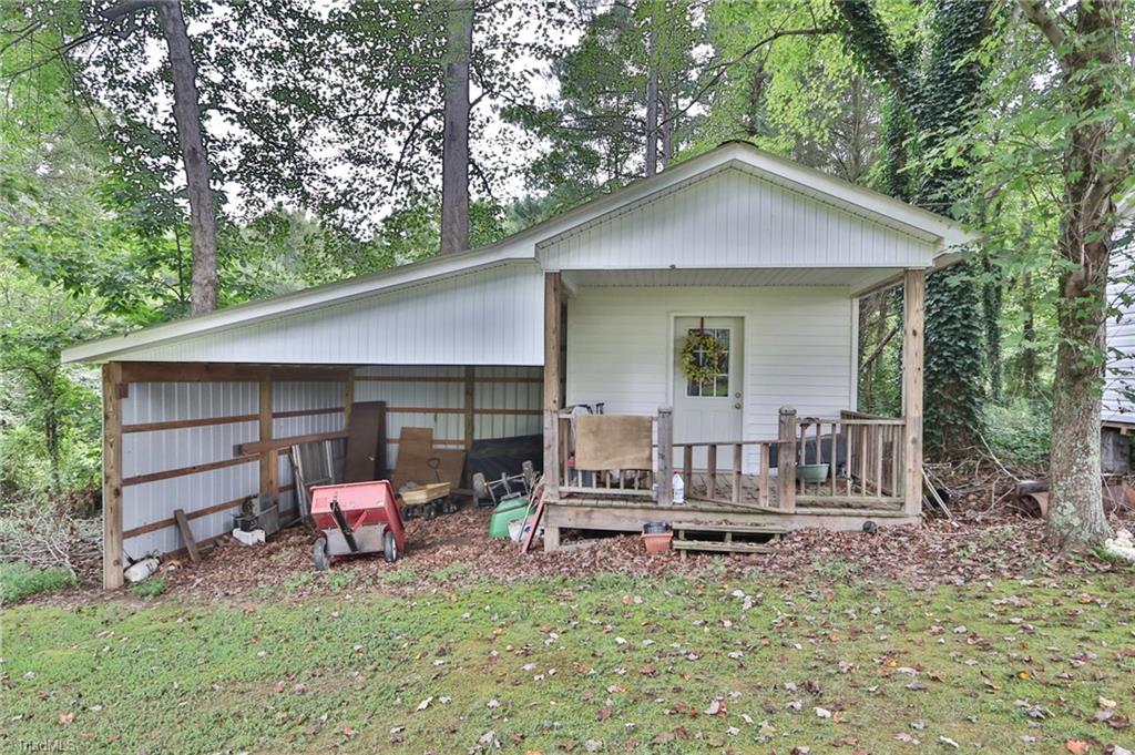 2224 E Road Walnut Cove, NC 27052 - Photo 21 of 22