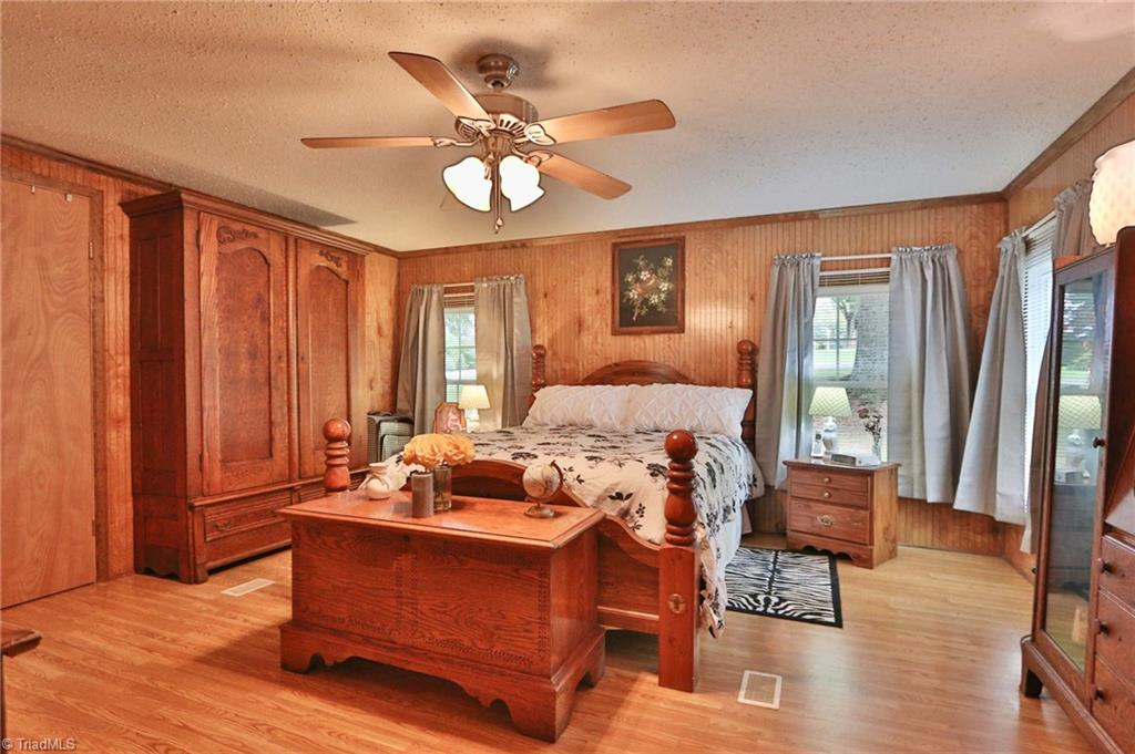 2224 E Road Walnut Cove, NC 27052 - Photo 9 of 22