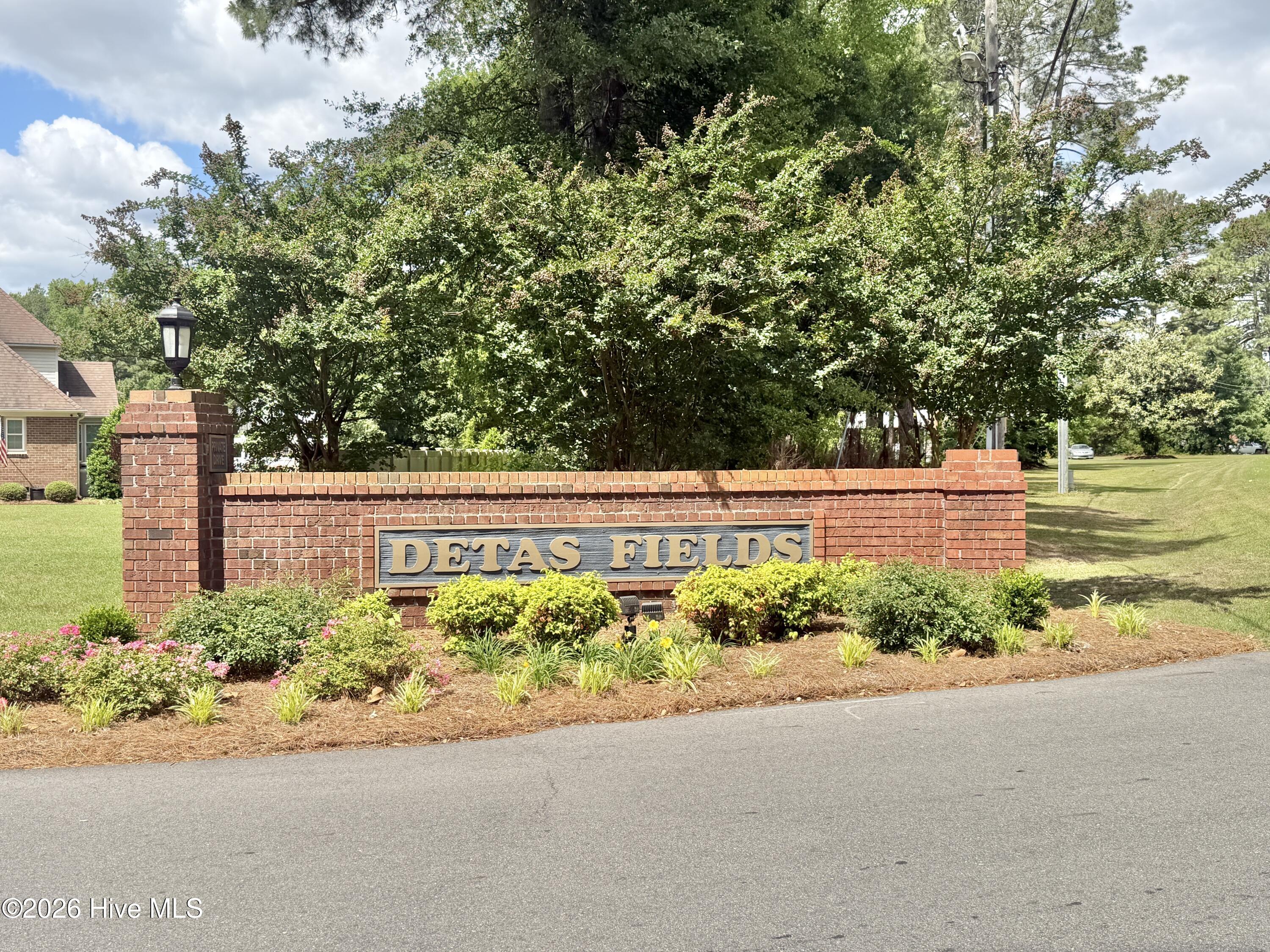 2886 Fox Run Circle Kinston, NC 28504 - Photo 11 of 14 IMG_3968
