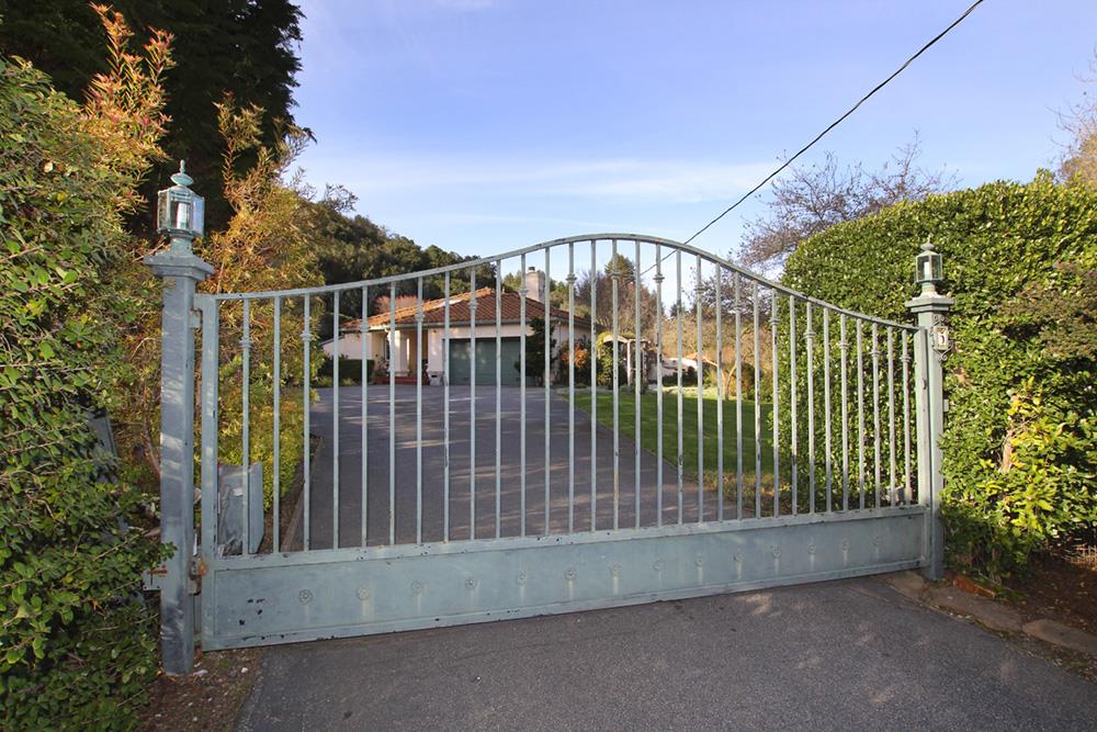 5 Nunes Road Watsonville, CA 95076 - Photo 1 of 41 a view of entryway gate