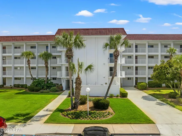 $215,500 | 112 Fairway Boulevard, Unit 110, Panama City Beach, FL 32407