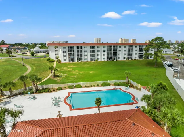 $215,500 | 112 Fairway Boulevard, Unit 110, Panama City Beach, FL 32407