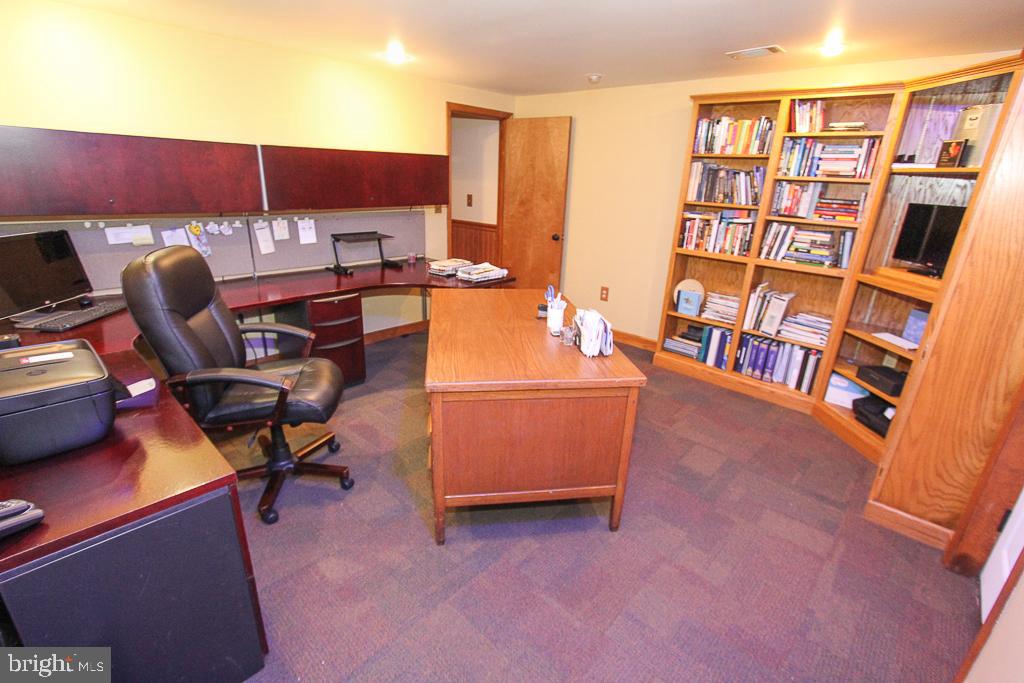 609 Weaver Road Morgantown, PA 19543 - Photo 27 of 46 Gallery Image 27