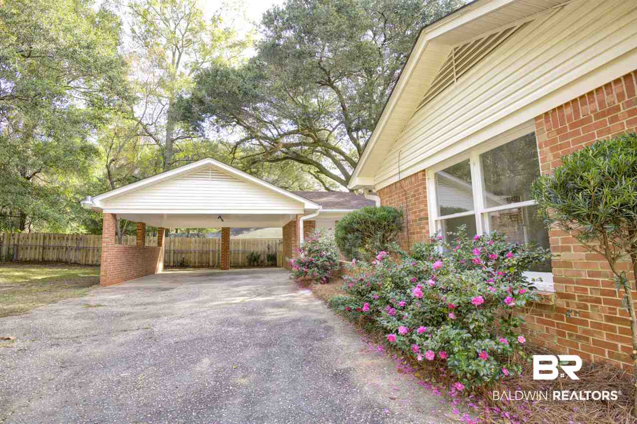 4916 Meredith Court Mobile, AL 36618 - Photo 30 of 32 Rear Parking
